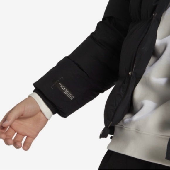 adidas Mens Puffer Jacket
HG2065 black color(brand new) - Picture 6 of 7